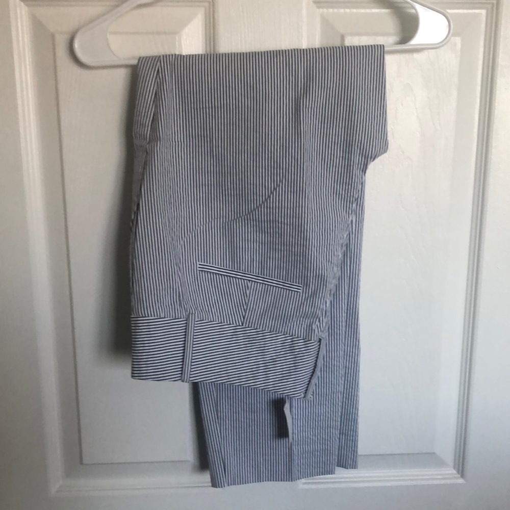 NWT Anne Taylor Modern Fit Ankle Pant